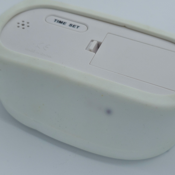 Hello Kitty Pink & White Alarm Clock - Picture 5 of 6